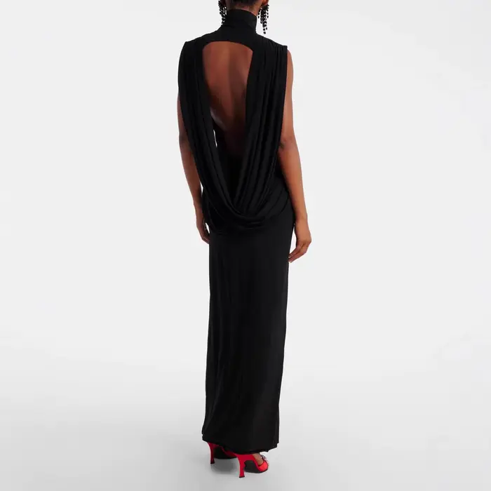 Robe longue élégante sans manches pour femme