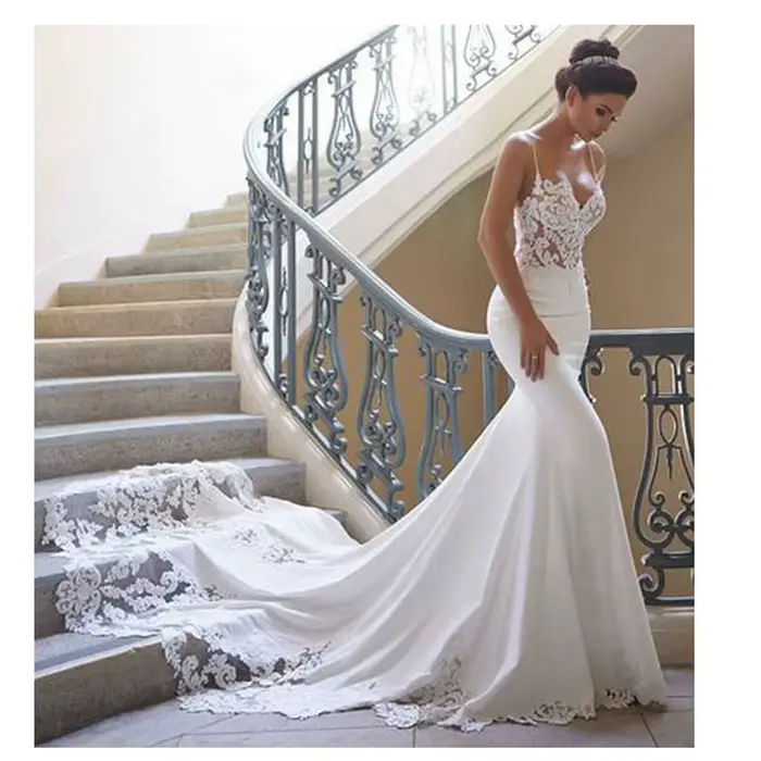 Robes de mariée sirène élégantes à bretelles spaghetti