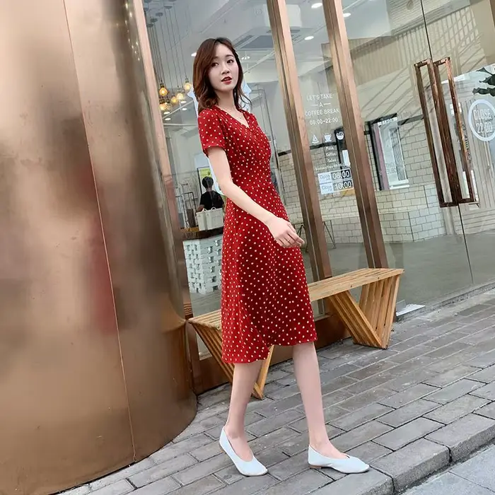 Robe mi-longue en mousseline de soie pour femme, tenue de soirée coréenne, courte, légère, tunique florale, mode vintage, rouge, à pois, décontractée, été, élégante à offrir pour les occasions spéciales