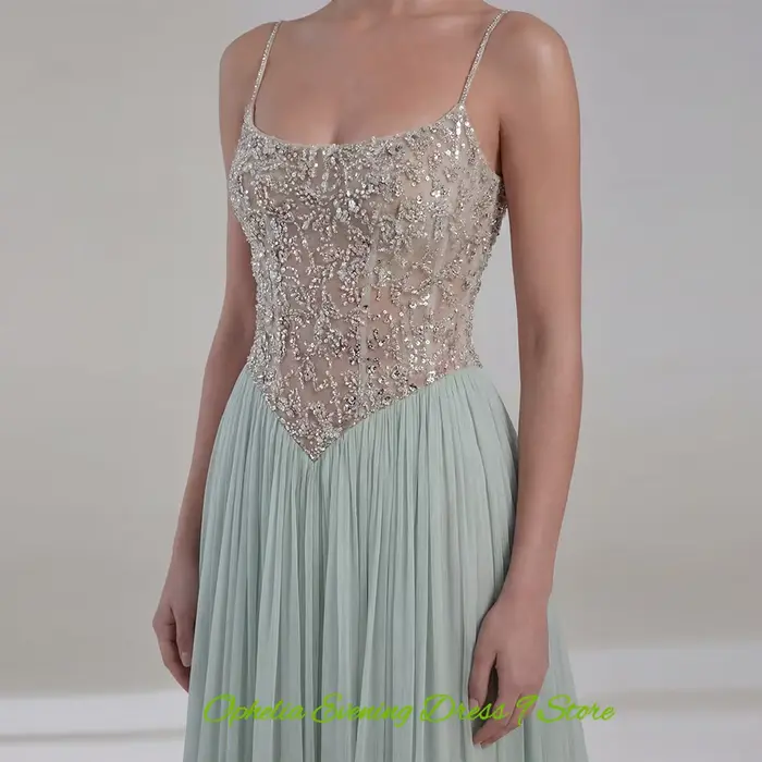 Robe de soirée élégante en mousseline avec traîne exquise pour bal de promo et occasions spéciales perles sequins soirée mariage formalités女性晚礼服长裙带拖尾，适用于毕业舞会和特殊场合，珍珠亮片装饰，正式晚宴