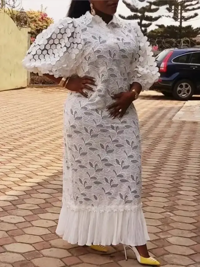 Robe mi-longue en dentelle blanche col rabattu manches bouffantes pour femmes élégantes invités de mariage et autres occasions spéciales