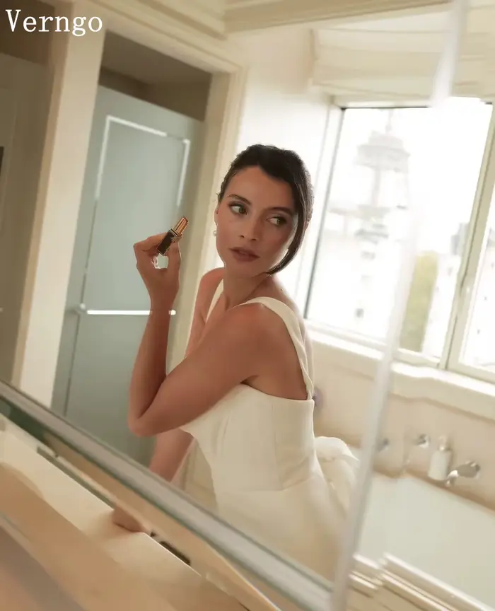 Robe de Mariée de Luxe Verngo avec Nœud, Bretelles Spaghetti, Coupe Sirène, Personnalisable pour Bal de Promo ou Cérémonie Civile Occasions Spéciales