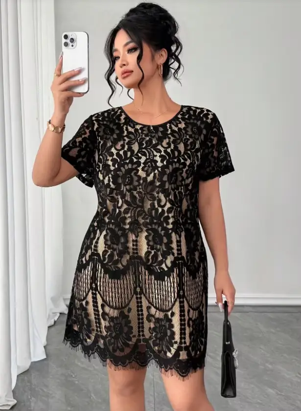 Robe en dentelle noire pour femmes grandes tailles
