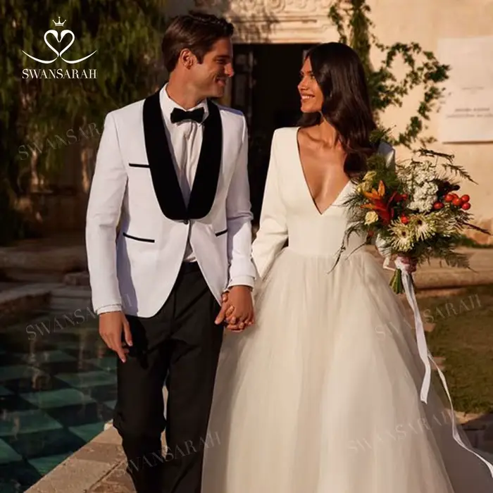 Robe de mariée élégante à manches longues
