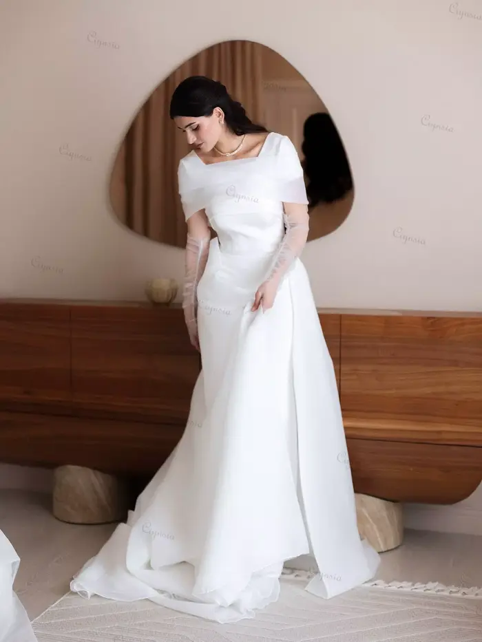 Robe de mariée personnalisée en organza blanc ivoire sirène/trompette avec décoration plissée pour femmes occasions spéciales mariage baptême remise de diplôme
