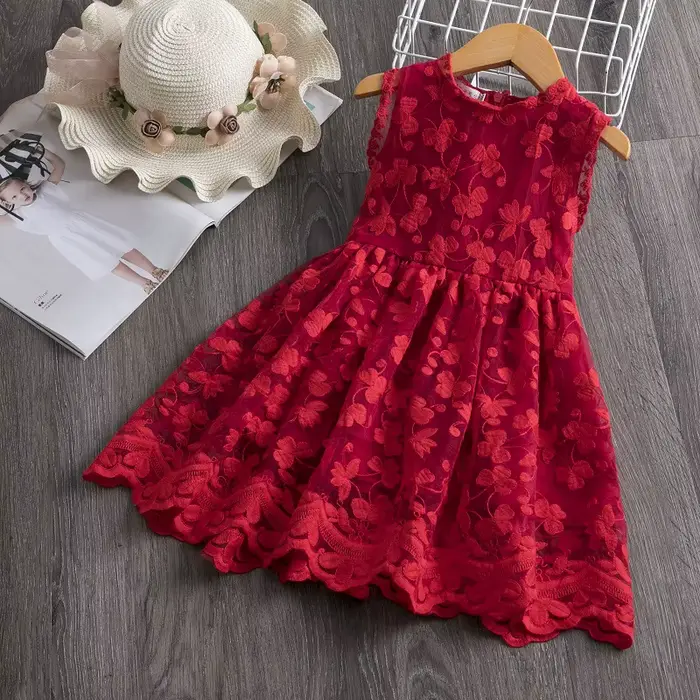 Robe blanche d'été pour filles tenue de princesse en dentelle brodée de fleurs pour enfants de 3 à 8 ans fêtes d'anniversaire vacances