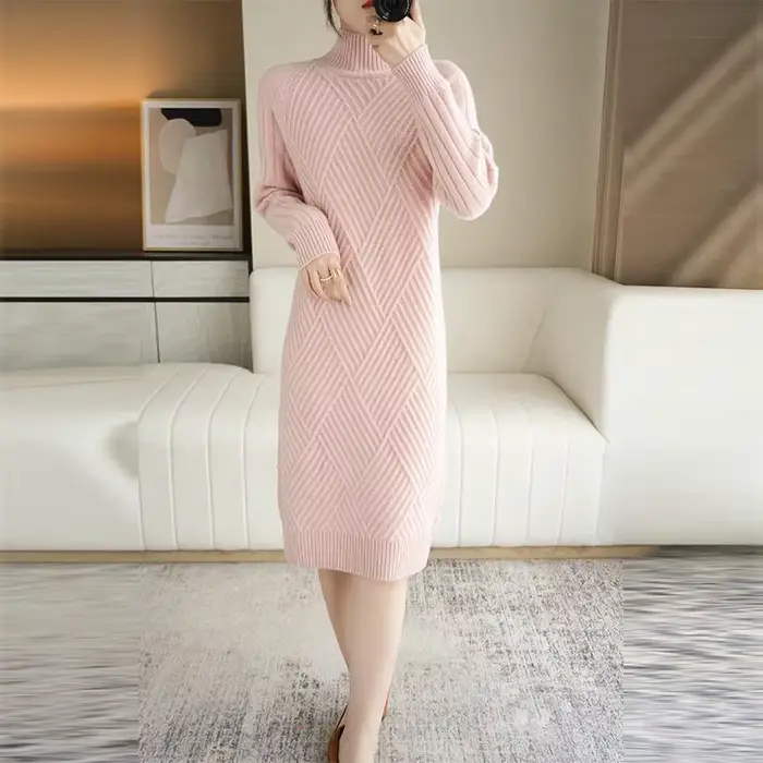 Robe à col roulé en tricot pour femme