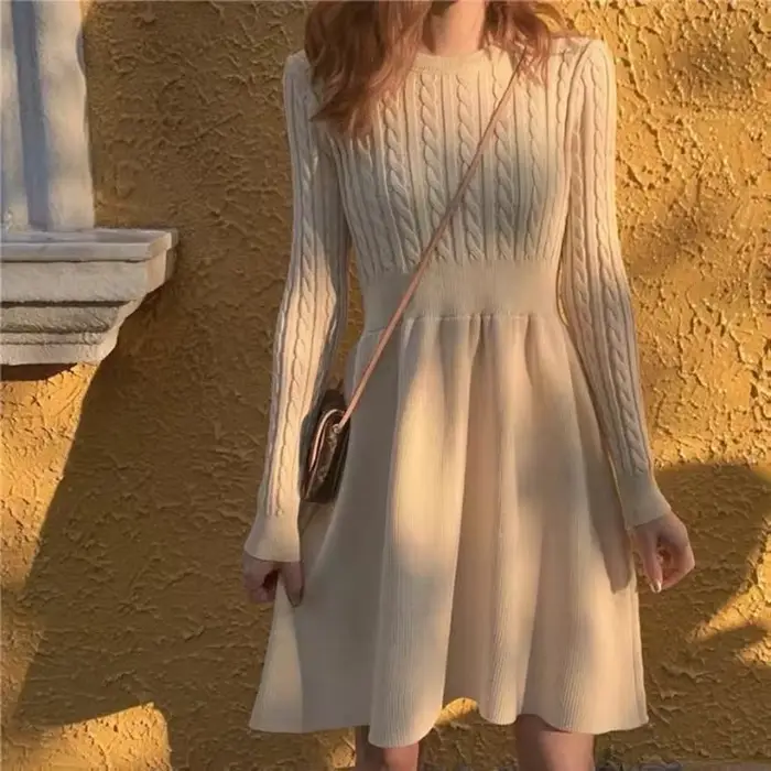 Robe tricotée pour femmes