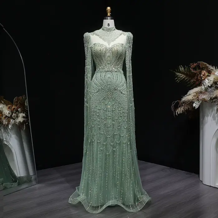 Robe de soirée Sharon Said Dubai Green à col montant avec manches cape et perles شارون سعيد