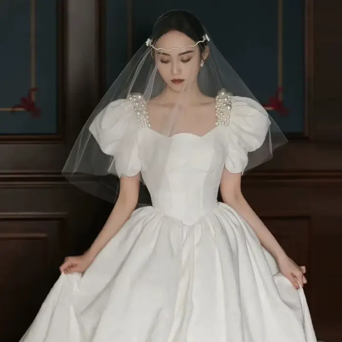 Robe de mariée en Satin, Style cour française, manches courtes, légère, luxe, perlée, rétro, petit t