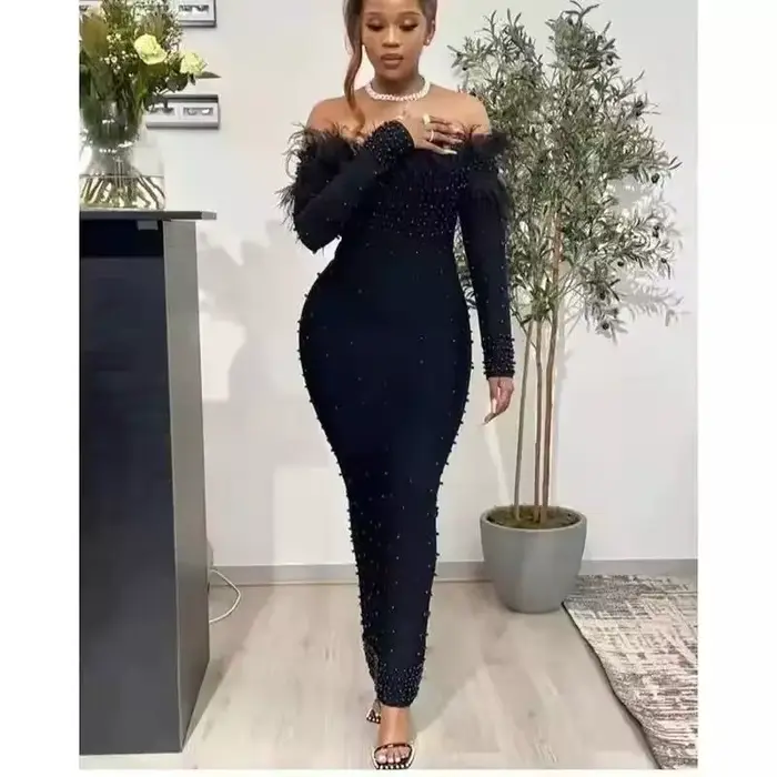Robe évasée brodée élégante pour femmes grandes tailles décolleté cou fendu soirée cocktail mariage automne hiver polyester