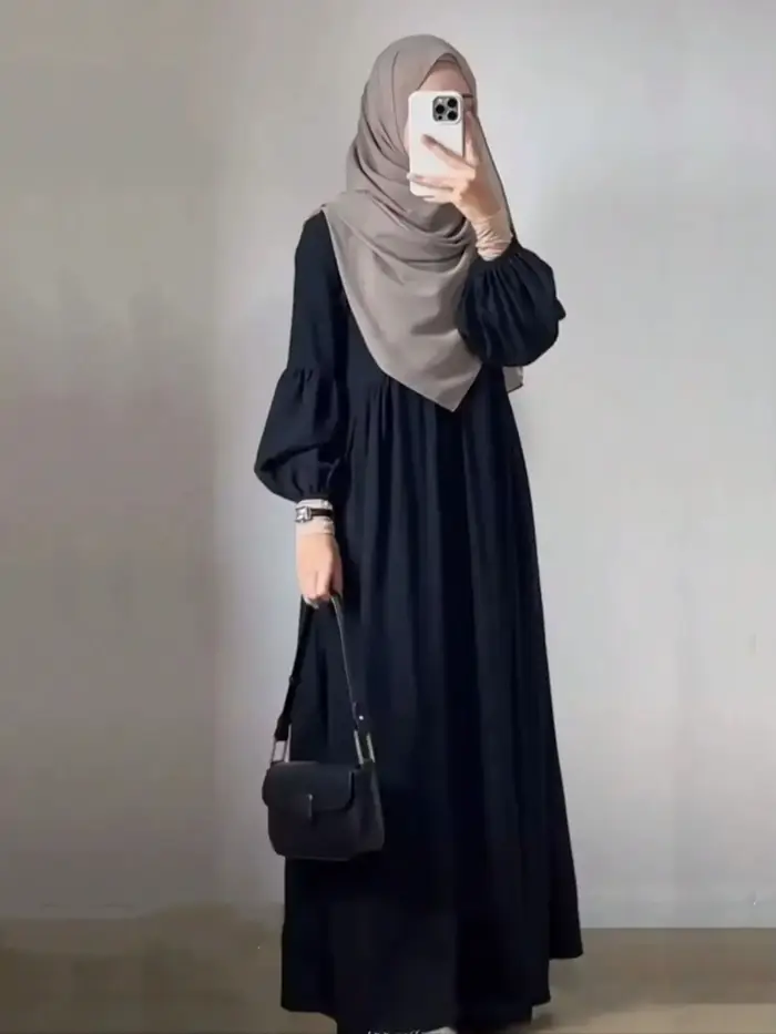 Robe Abaya noire simple et élégante pour les vêtements pour femmes musulmanes à la mode
