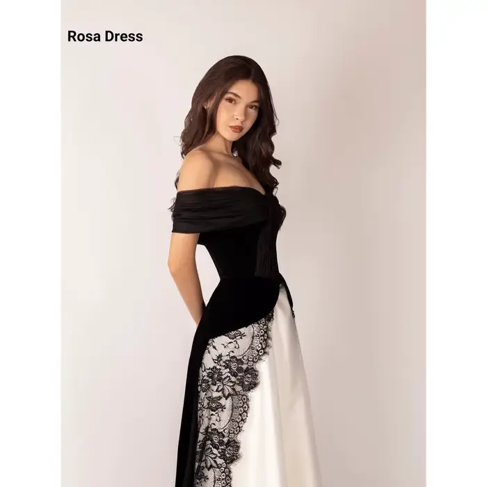 Robe de fiançailles à manches courtes