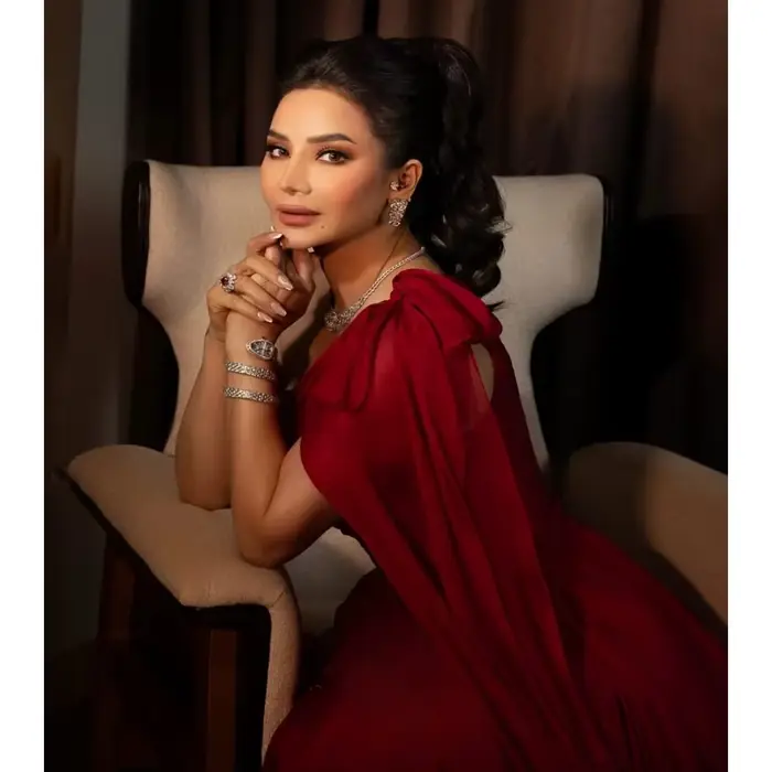 Robe de soirée élégante rouge moderne à décolleté hors épaule avec nœud froncé et soutien-gorge intégré pour soirées officielles et événements spéciaux