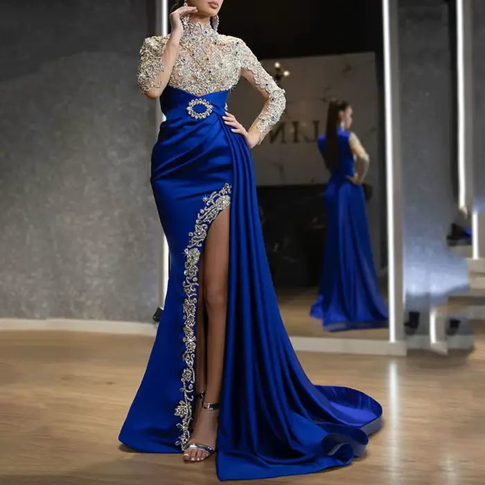 Robe longue épissée en dentelle bleue
