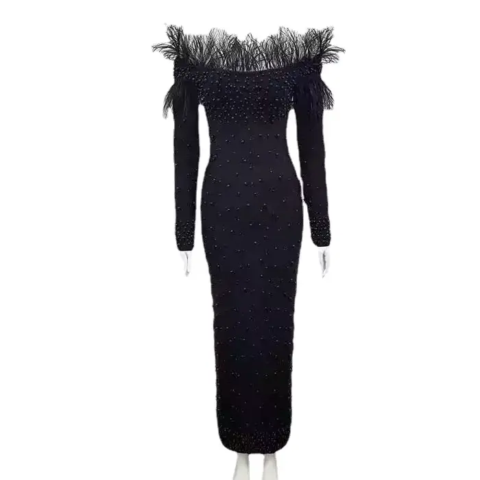 Robe évasée brodée élégante pour femmes grandes tailles décolleté cou fendu soirée cocktail mariage automne hiver polyester