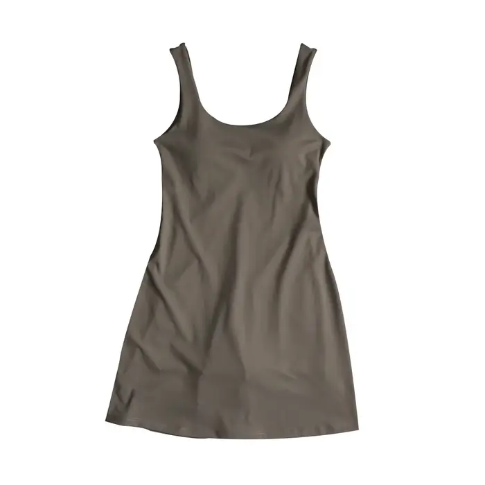 Robe de tennis pour femmes en polyester haute élasticité pour sport et yoga élégante et confortable pour l'entraînement et les compétitions