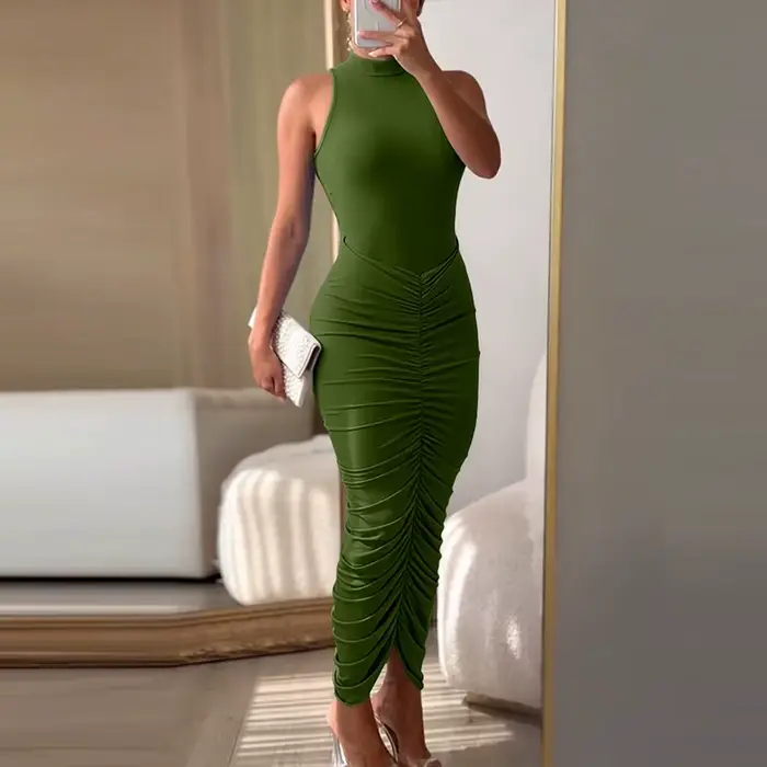 Robe longue élégante sans manches à col rond