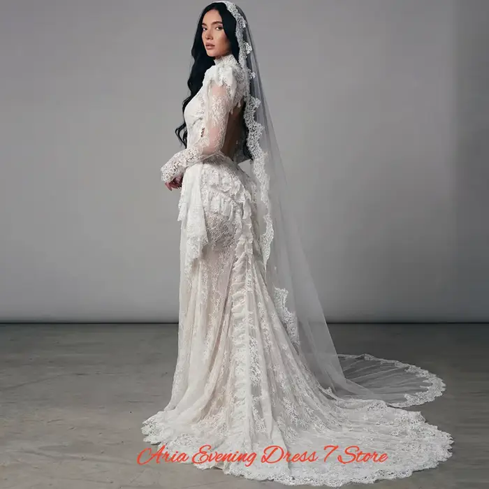 Robe de soirée élégante en dentelle blanche