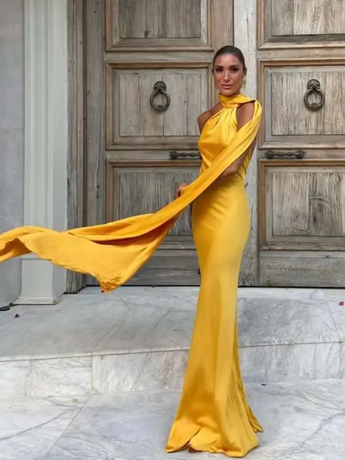 Robe longue dos nu à lacets pour femmes maxi collicollier écharpe couleur unie sans manches tenue de soirée nouvelle collection 2024