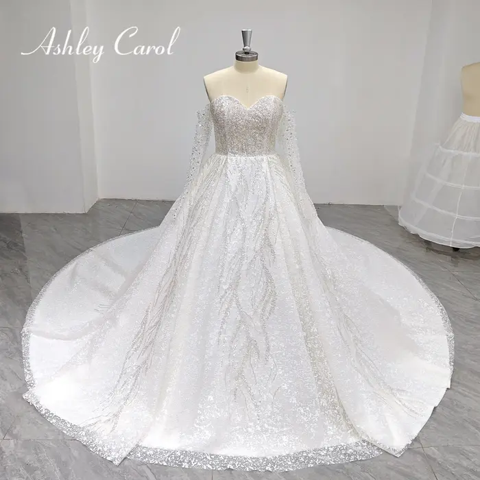 Ashley Carol robe De bal