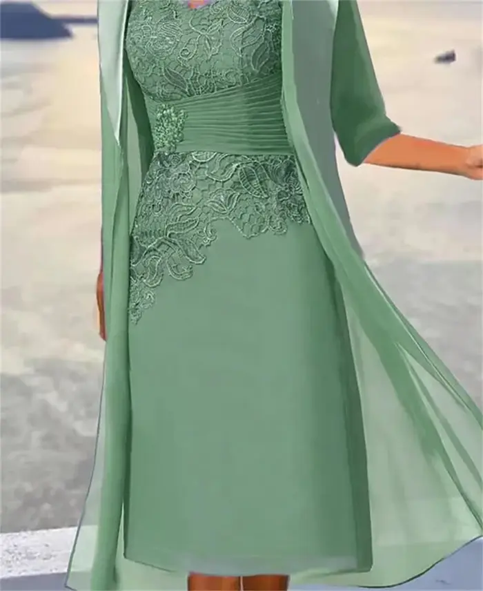 Robe de mère de la mariée en mousseline bleu poussiére