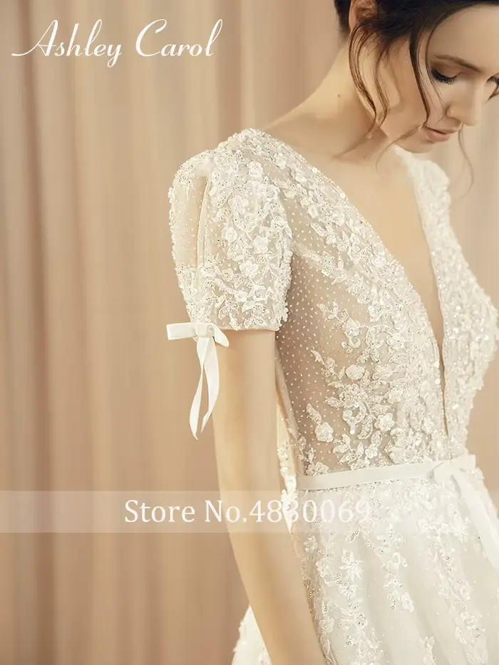Ashley Carol-Robe de mariée A-Line avec col en V profond