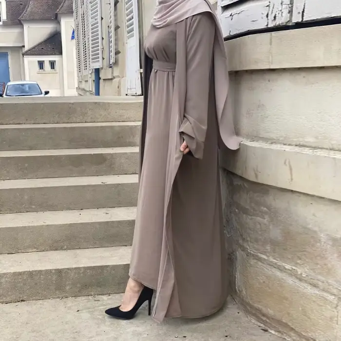 Abaya en polyester décontractée et élégante pour femmes musulmanes occasions spéciales İslam moda için uygun abaya kıyafetleri