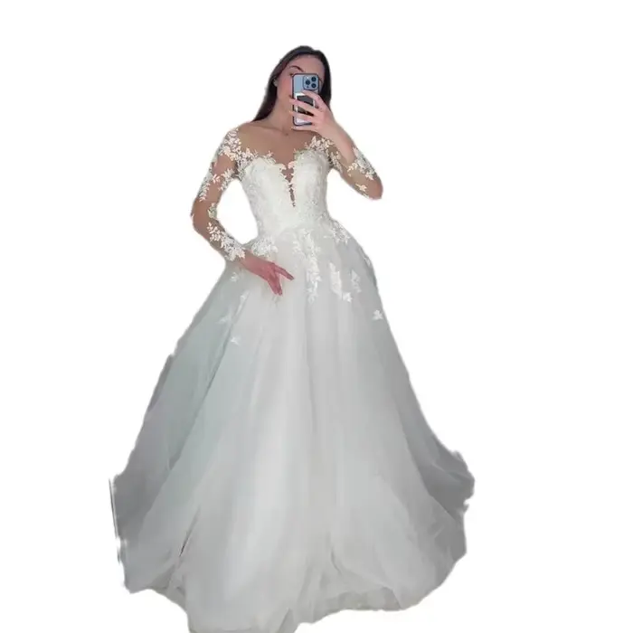 Robe de mariée française en dentelle asymétrique épaule dénudée luxe pour fiançailles sortie mariage