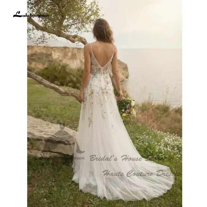 Robes de mariée bohèmes de luxe en dentelle florale Lakshmigown 2026