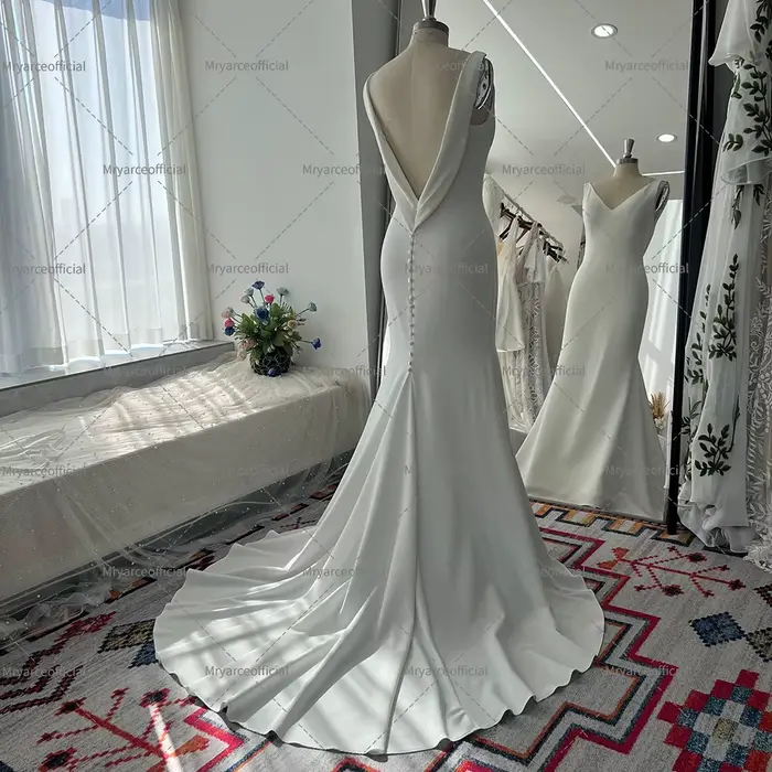 Robes de mariée minimalistes Mryarce