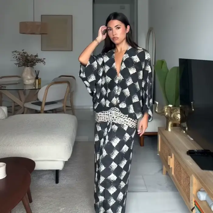Robe Chic Imprimée pour Femme, Manches Mi-Longues, Taille Cintrée, Coupe Ajustée, Col en V, Décontra
