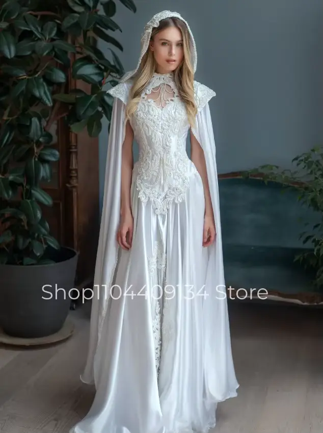 Robe de mariée victorienne blanche perlée, style féerique médiéval, à manches courtes, vintage, avec
