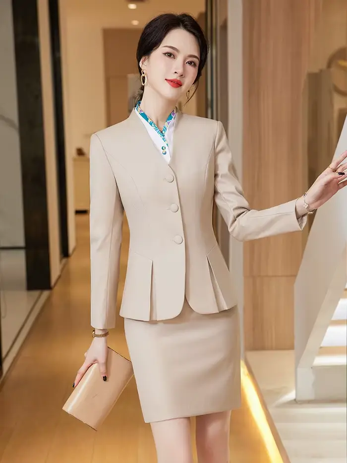 Costumes jupe d'affaires pour femmes
