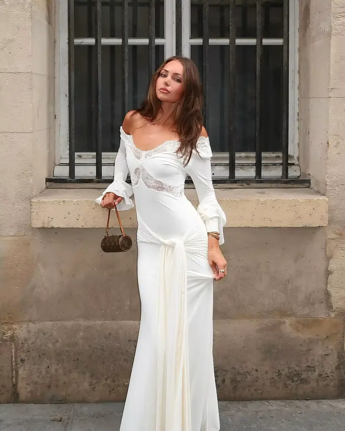 Robe longue élégante blanche à manches longues pour femme, sexy, col en V, dos nu, en dentelle, pour soirée, hiver, automne, collection 2026