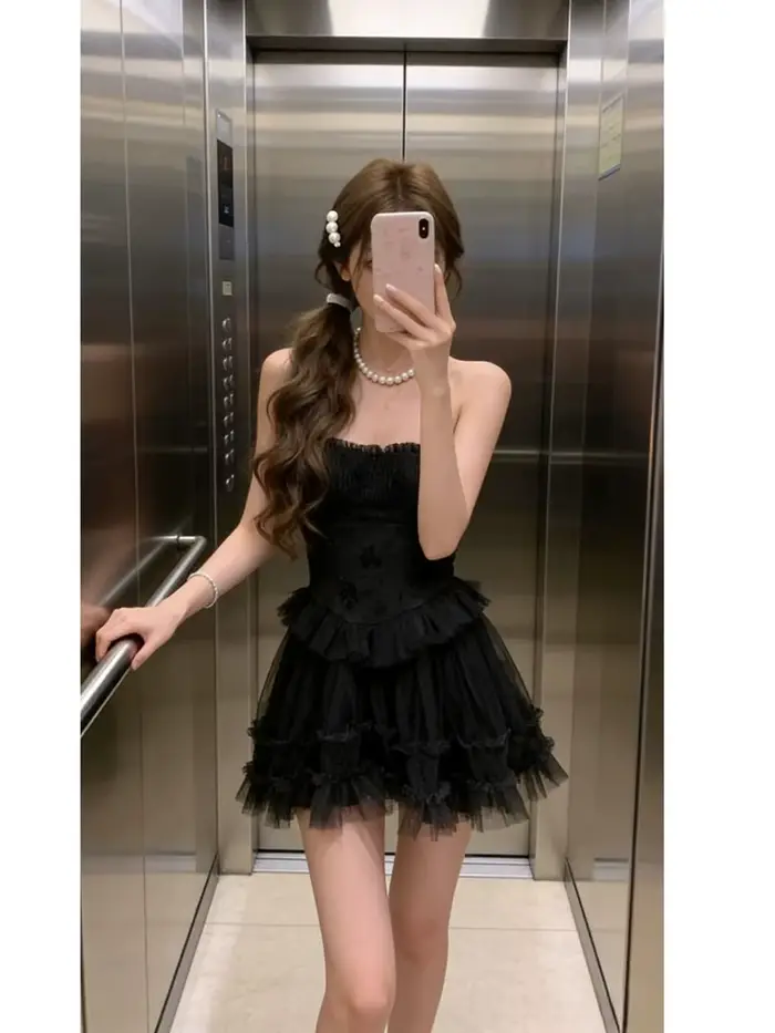 Robes mini sexy sans bretelles en dentelle froncée et dos nu pour femme