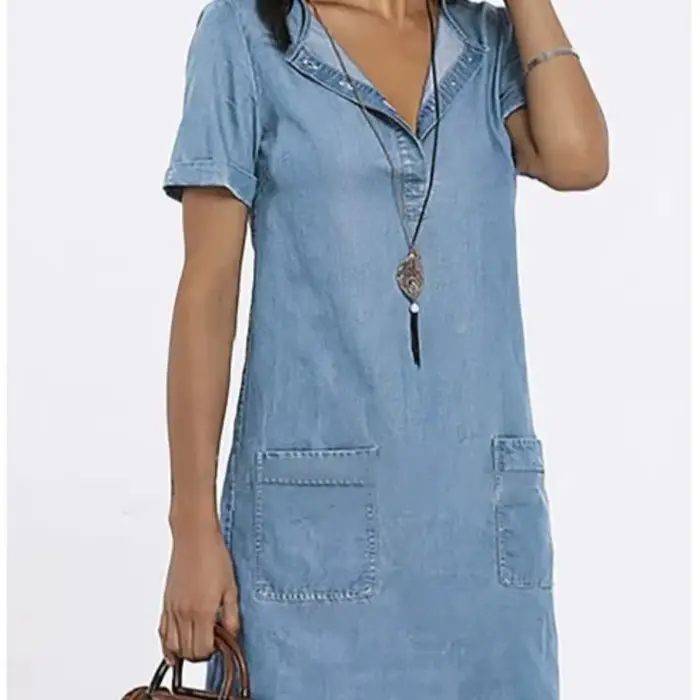 Robe en jean épissé pour femmes