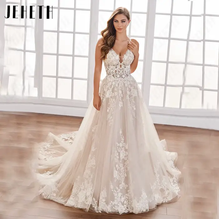 JEHETH Robe Mariée Tulle Pailleté Coupe A Col V Bretelles Fines Appliques Dentelle Florale 3D Corset Transparent Dos Nu Traîne Chapelle Shooting Pièce à Grandes Fenêtres Intérieur Minimaliste Romantiq