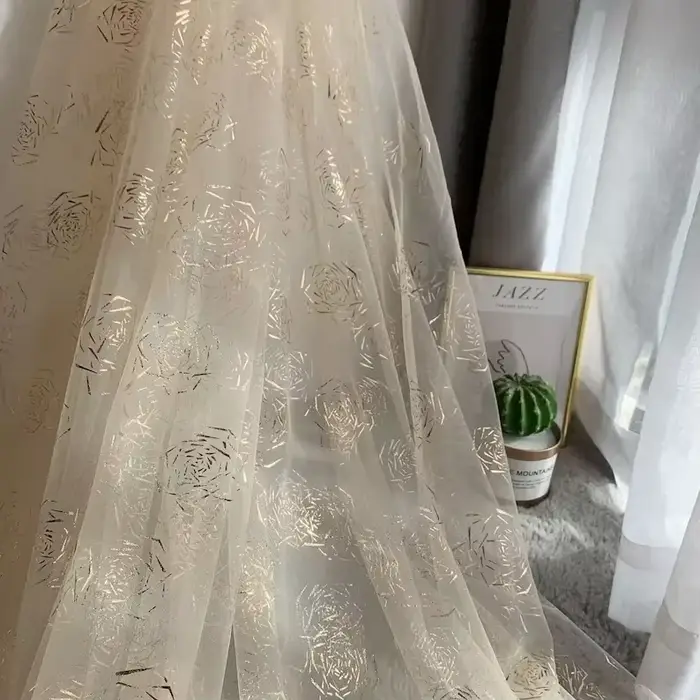 Tissu en dentelle à fleurs roses dorées, tulle abricot à motif floral doré pour robe de fille, robe 
