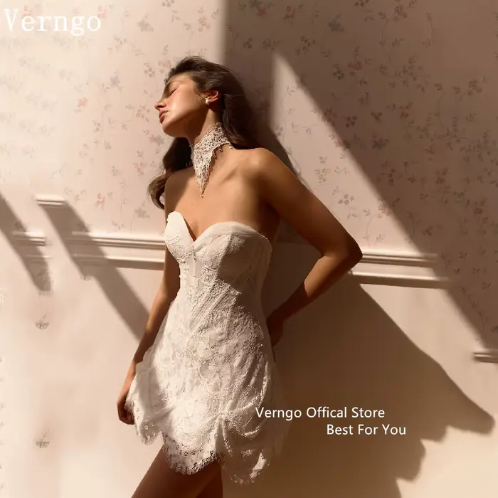 Robe de mariée mini sexy en dentelle exquise Verngo