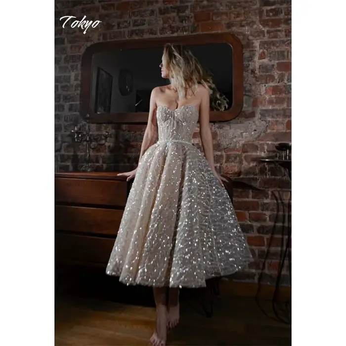 Tokyo personnalisé Beige chérie décolleté robes de mariée sans manches a-ligne élégante robe de mari