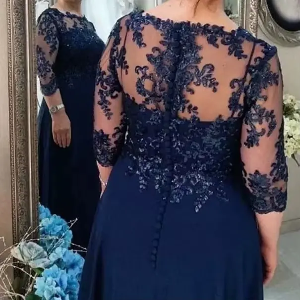 Robe Mère de la Mariée A-Ligne Bleu Marine Appliques Perlées Robe de Soirée Pour Mariage Mousseline de Soie Occasions Spéciales