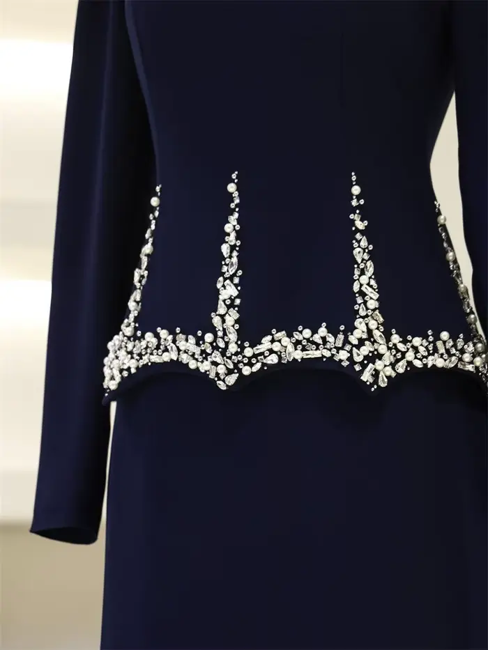 Robe de soirée Contessa en satin mauve avec manches bouffantes et décoration en perles pour femmes de tous âges occasions spéciales mariage soirée galas