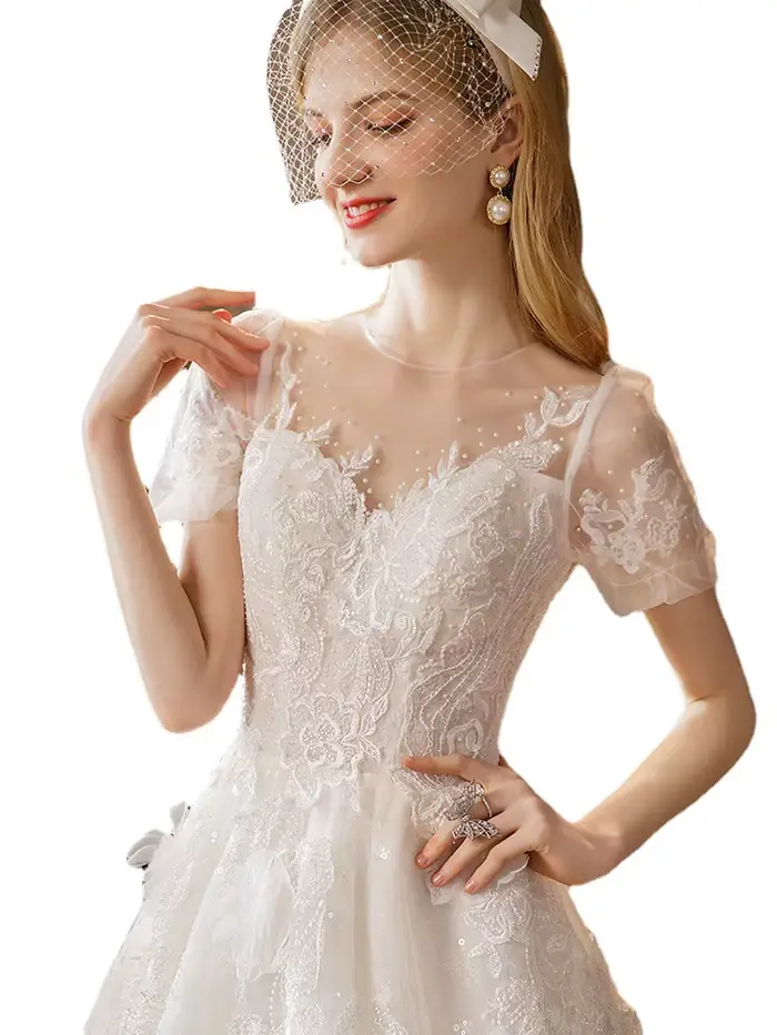 Robe de mariée princesse élégante en dentelle et mousseline avec train de balayage pour femmes occasions spéciales