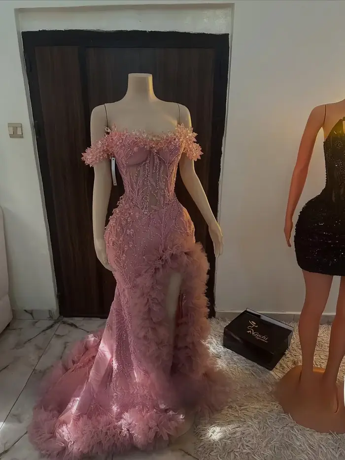 Robe de bal rose à épaules dénudées, ornée de perles et de cristal, silhouette sirène, pour soirées officielles, personnalisable