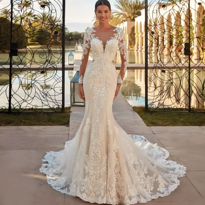 Boho pure col rond Robe De mariée sirène classique dentelle Appliques manches longues