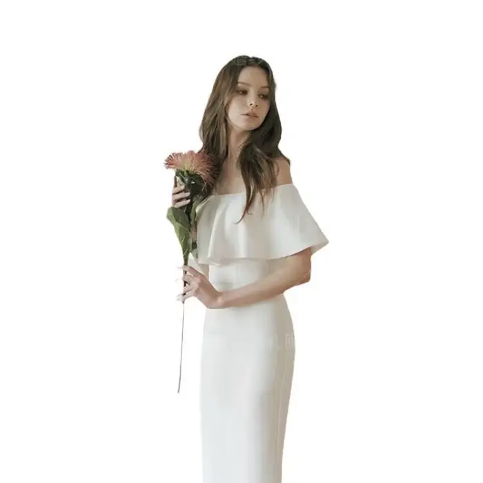Robe de mariée blanche simple asymétrique épaule dénudée satin brillant pour banquet demoiselle d'honneur occasions spéciales