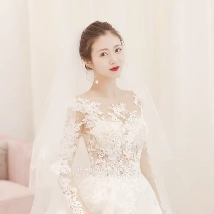 Robe de mariée à lacets brodée, robe de Rhprincesse, manches longues, robe personnalisée, classique,