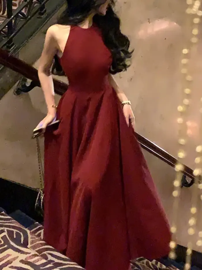 Robe longue soirée vintage femme col licou uni ligne a princesse mariage bal nouvelle collection printemps