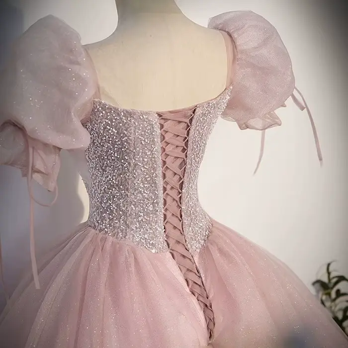 Robe de Soirée en Tulle à Paillettes et Manches Moelleuses Style Préppy Occasions Spéciales Nouvelle Collection 2024